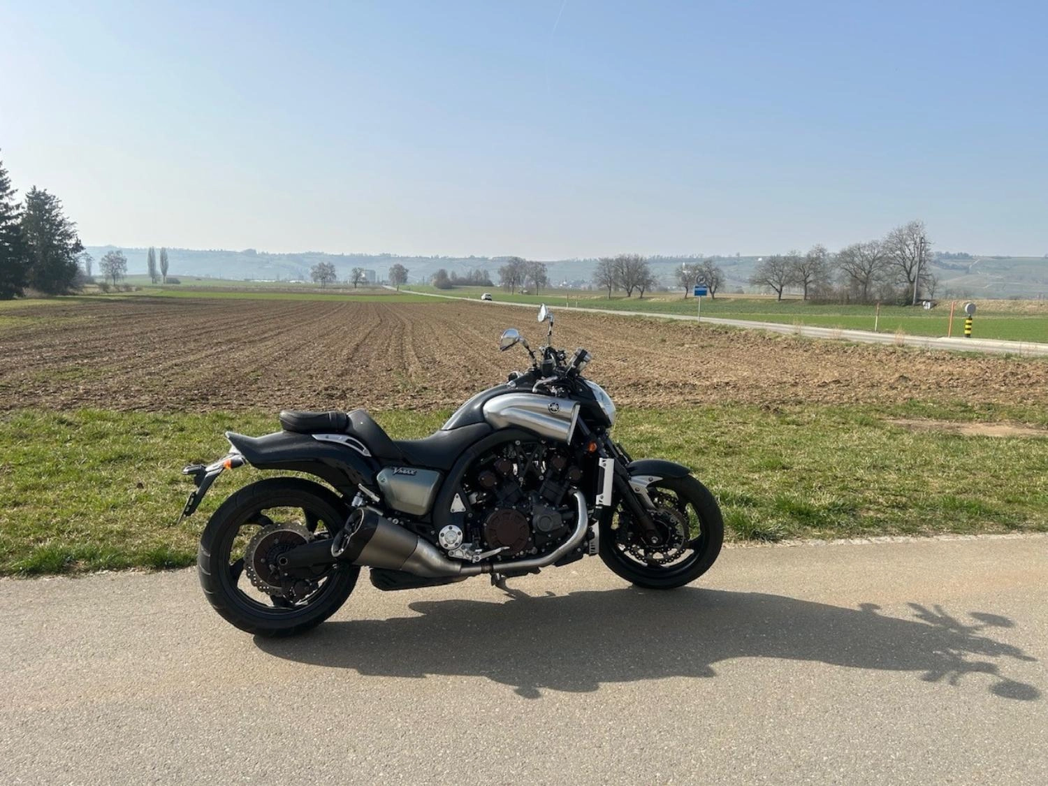 Neunkirch: Tieffliegender Motorrad-Raser mit 146 km/h gemessen