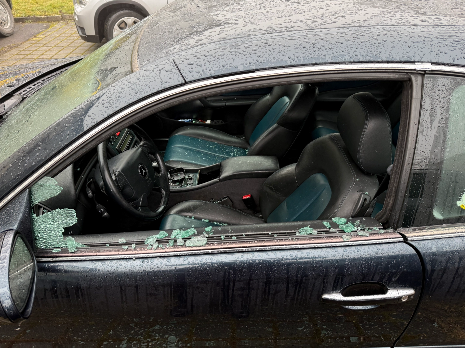 Stein am Rhein: Zeugen zu beschädigtem Auto gesucht