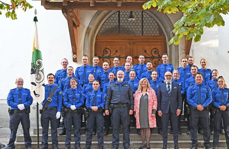 Schaffhausen: Inpflichtnahme von zehn neuen Polizistinnen und Polizisten